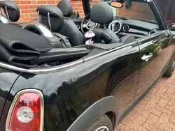 Schwarz Gebraucht 2010 Mini Cooper Cabriolet Chili Cabrio | 11.000 € (Etwas zu teuer)