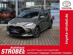 Manganbronze metallic Gebraucht 2022 Toyota Yaris Hybrid Team Kleinwagen | 22.690 € (Etwas zu teuer)
