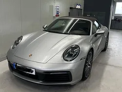 Silber Gebraucht 2024 Porsche 911 Carrera 4S Cabriolet Cabrio | 165.900 € (Teuer)
