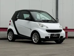Weiß Gebraucht 2009 Smart ForTwo Coupé Passion Coupé | 4.990 € (Fairer Preis)