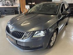 Grau Gebraucht 2018 Skoda Octavia Limousine | 16.000 € (Fairer Preis)