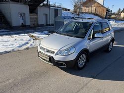 Grau Gebraucht 2010 Fiat Sedici Emotion SUV | 2.500 € (Fairer Preis)