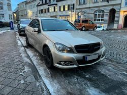 Beige Gebraucht 2011 Mercedes C180 Limousine | 10.700 € (Etwas zu teuer)