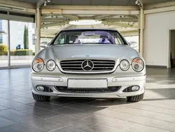 Brillantsilber metallic Gebraucht 2000 Mercedes CL600 Coupé | 50.000 €