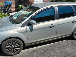 Grau Gebraucht 2009 Ford Focus Kombi | 1.500 € (Superpreis)
