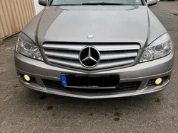 Andere außenfarben Gebraucht 2008 Mercedes C180 Limousine | 8.000 €