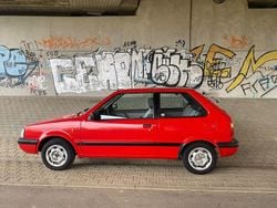 Rot Gebraucht 1992 Nissan Micra Kleinwagen | 5.900 €