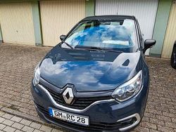 Blau Gebraucht 2018 Renault Captur Life SUV | 9.869 € (Fairer Preis)