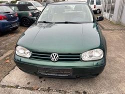 Grün Gebraucht 1998 VW Golf Highline Limousine | 2.500 € (Superpreis)