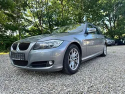 Spacegrau metallic Gebraucht 2009 BMW 320 Kombi | 6.950 € (Etwas zu teuer)