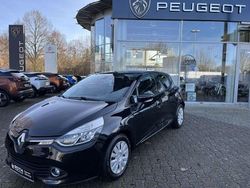 Schwarz Gebraucht 2016 Renault Clio IV LIMITED Limousine | 7.700 € (Fairer Preis)