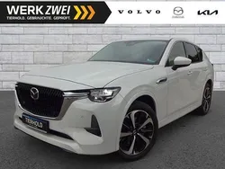 Fusion red / metallic Gebraucht 2021 Volvo C40 SUV | 49.990 €