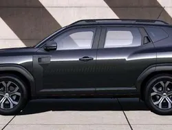 Perlmuttschwarz Neu 2025 Dacia Duster Expression SUV | 27.590 € (Guter Preis)