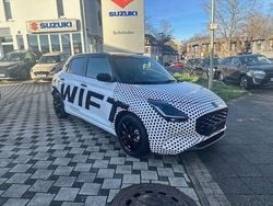 Schwarz Neu 2025 Suzuki Swift Comfort Kleinwagen | 20.790 €