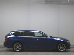 Blau Gebraucht 2020 BMW 320 Sport Line Kombi | 19.980 € (Guter Preis)