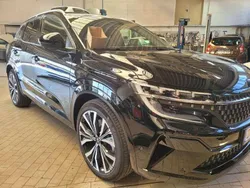 Blackpearlschwarz Gebraucht 2023 Renault Austral Iconic SUV | 31.880 € (Guter Preis)