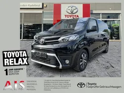 Schwarz Gebraucht 2023 Toyota Proace Verso Team Kombi | 38.990 € (Fairer Preis)