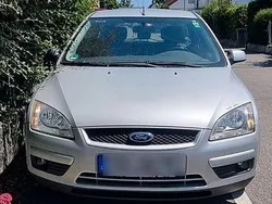 Silber Gebraucht 2007 Ford Focus Style Kombi | 1.500 € (Guter Preis)