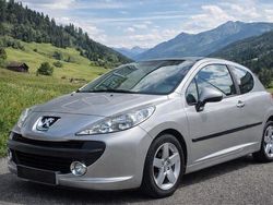 Silber Gebraucht 2009 Peugeot 207 Urban Move Limousine | 3.390 € (Fairer Preis)