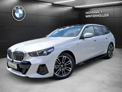 Weiß Gebraucht 2024 BMW 520 Comfort Edition Kombi | 54.780 € (Guter Preis)