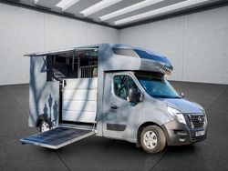 Grau Gebraucht 2025 Nissan Interstar Van | 61.549 €