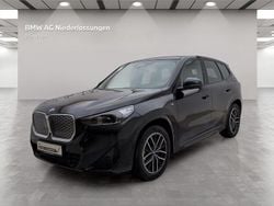 Schwarz Gebraucht 2025 BMW iX1 M Sport SUV | 53.901 € (Fairer Preis)