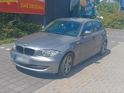 Grau Gebraucht 2011 BMW 116 Kleinwagen | 4.000 € (Fairer Preis)
