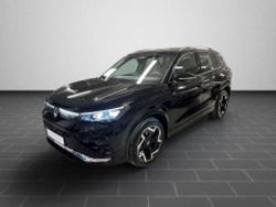 Grenadillschwarz metallic (metallic) Gebraucht 2025 VW Tiguan Life SUV | 40.800 € (Etwas zu teuer)