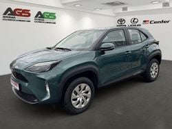 Gruen Neu 2025 Toyota Yaris Cross Business Edition SUV | 25.990 € (Fairer Preis)