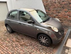 Grau Gebraucht 2007 Nissan Micra Kleinwagen | 800 € (Fairer Preis)