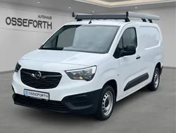 Weiss Gebraucht 2020 Opel Combo Selection Van / Kleinbus | 14.490 € (Fairer Preis)