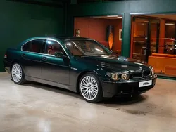 Grün Gebraucht 2003 BMW 760 Limousine | 27.900 €