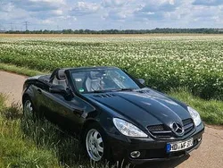 Schwarz Gebraucht 2009 Mercedes SLK200 Cabrio | 14.990 € (Etwas zu teuer)