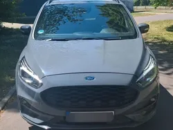 Grau Gebraucht 2020 Ford S-MAX ST-Line Van / Kleinbus | 22.999 € (Guter Preis)