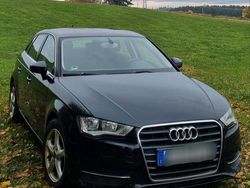 Schwarz Gebraucht 2013 Audi A3 Limousine | 10.500 € (Teuer)