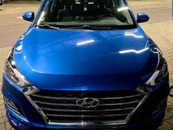 Blau Gebraucht 2019 Hyundai Tucson Trend SUV | 15.000 € (Guter Preis)