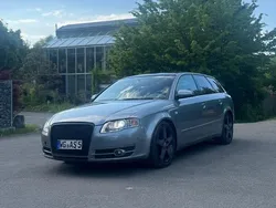 Grau Gebraucht 2008 Audi A4 Comfort Limousine | 4.599 €