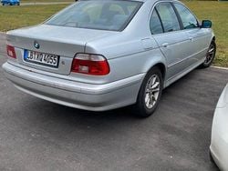 Silber Gebraucht 2003 BMW 520 Limousine | 950 €