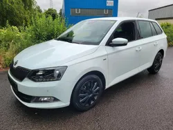 Weiß Gebraucht 2018 Skoda Fabia Kombi | 7.300 € (Guter Preis)