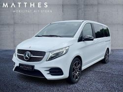 Weiß Gebraucht 2022 Mercedes V300 AMG Van / Kleinbus | 71.499 € (Teuer)