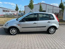 Silber Gebraucht 2005 Ford Fiesta Kleinwagen | 2.500 € (Etwas zu teuer)