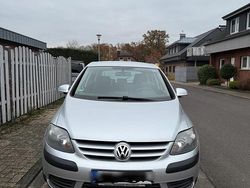 Silber Gebraucht 2005 VW Golf IV Limousine | 2.300 € (Fairer Preis)