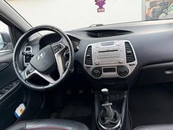 Grau Gebraucht 2012 Hyundai i20 Kleinwagen | 3.349 € (Fairer Preis)