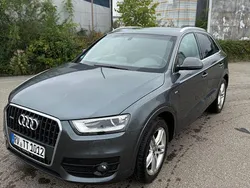 Grau Gebraucht 2012 Audi Q3 SUV | 10.000 €