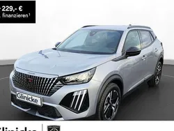 Grau Gebraucht 2024 Peugeot 2008 Allure SUV | 21.590 € (Etwas zu teuer)