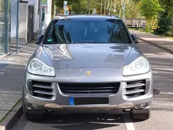Silber Gebraucht 2008 Porsche Cayenne Basis SUV | 10.300 € (Fairer Preis)