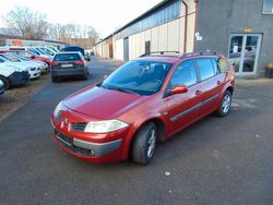 Rot Gebraucht 2006 Renault Mégane GrandTour Avantage Kombi | 800 € (Guter Preis)