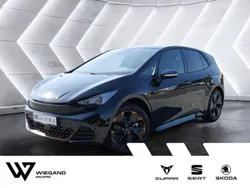 Schwarz Neu 2025 Cupra Born Kleinwagen | 38.218 € (Guter Preis)
