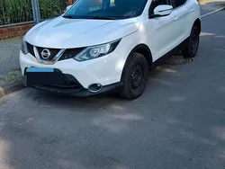 Weiß Gebraucht 2017 Nissan Qashqai SUV | 11.300 € (Superpreis)