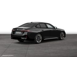 Schwarz Gebraucht 2024 BMW i5 M Sport Limousine | 57.642 €